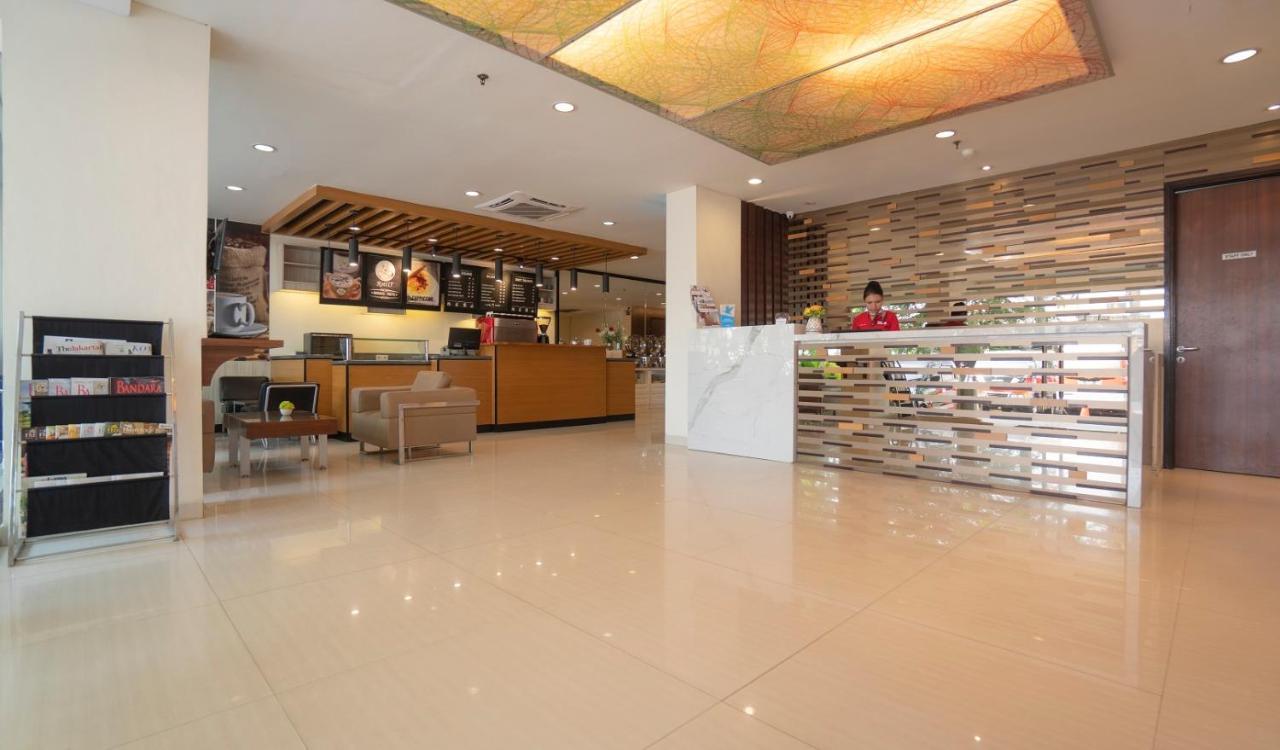 D'Primahotel Airport Jakarta 1 Тангеранг Екстер'єр фото